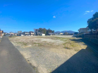 ■周辺には高い建物がなく陽当たり良好