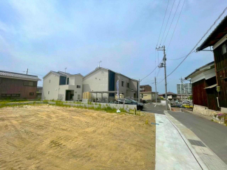 ■近隣では完成した建物もでてきています