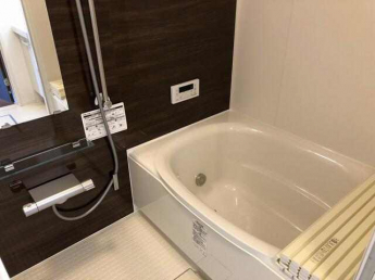 新居浜市久保田町３丁目のアパートの画像