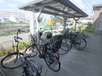 駐輪場です