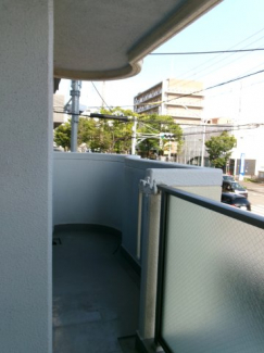【バルコニー】