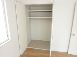 たっぷりとした収納スペースです