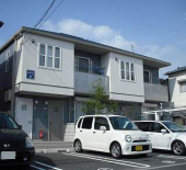松山市南吉田町のアパートの画像