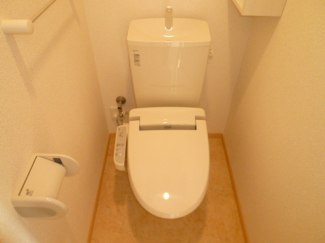 清潔感のあるトイレです