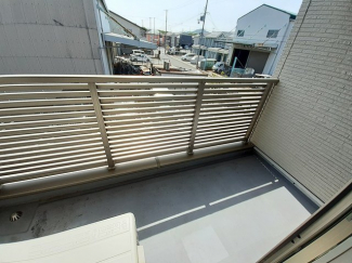 陽当たり良好なバルコニーです