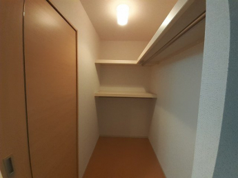 大きなものも収納できそうです