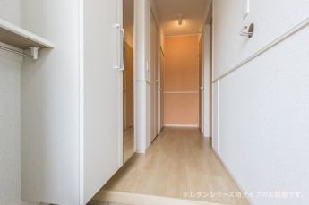 毎日通る玄関はこちらです