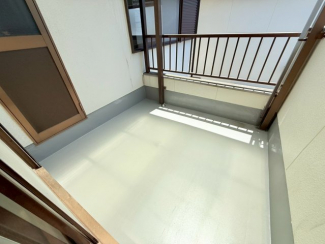 【バルコニー】