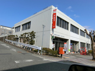 三木西自由が丘郵便局まで476m