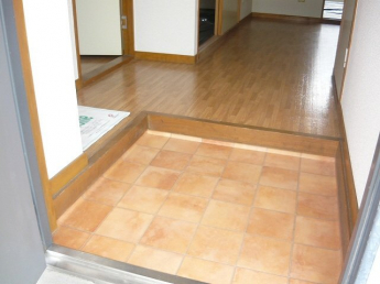シンプルで使いやすい玄関です
