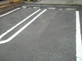 駐車場に車を止められます