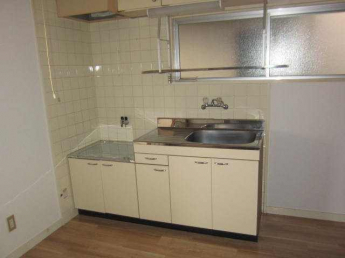 松山市春美町のアパートの画像