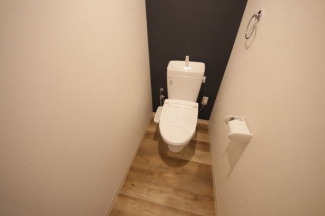 シンプルで使いやすいトイレです