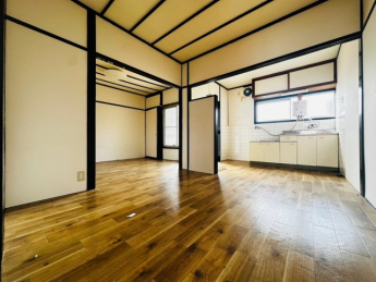 【居間・リビング】