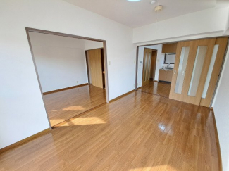 【居間・リビング】