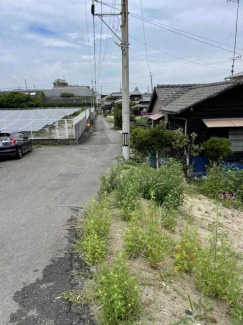 南側前面道路の写真