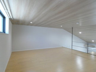 ロフト（8.2帖　天井高1.4ｍ）