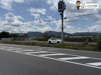 約224坪の広々とした土地
JR草津線『石部駅』まで徒歩約16分！
建築条件なし
平坦・更地