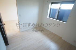 【寝室】