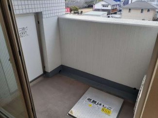 陽当たり良好なバルコニーです