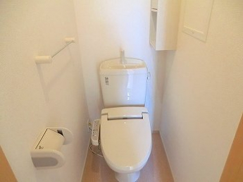 清潔感のあるトイレです