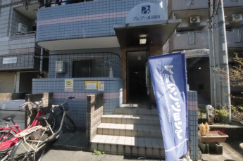 毎日通るエントランスはこのようになっています