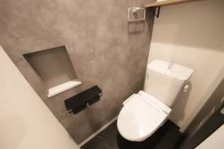 ゆったりとした空間のトイレです