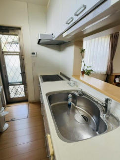 松山市吉藤２丁目の中古一戸建ての画像