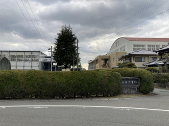 東温市立重信中学校まで283m
