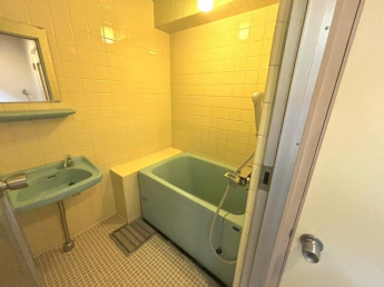 新宅ビルの画像