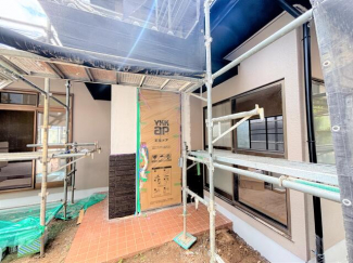 【リフォーム中】玄関扉は新品に交換予定です。
