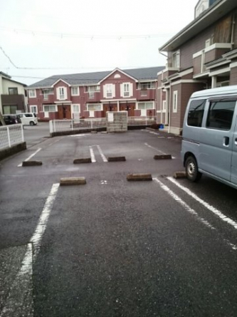 【駐車場】