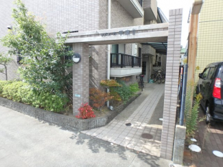 エントランスです