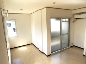 【寝室】