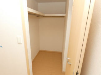 ネオロイヤル