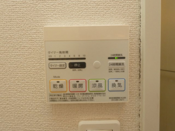 ネオロイヤル