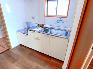 三木市志染町広野８丁目のアパートの画像