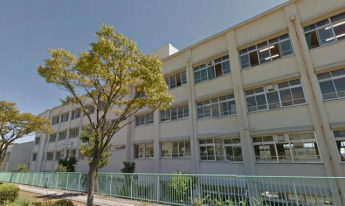 神戸市立高倉中学校まで303m
