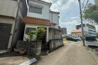 西側道路は幅員４ｍを確保。