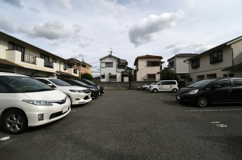 【駐車場】