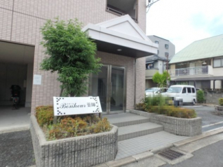 ゆとりのあるエントランスです