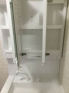 3面鏡になっていますよ