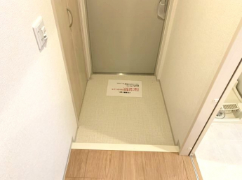 【玄関】