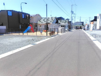 目の前に新しい公園があります♪
