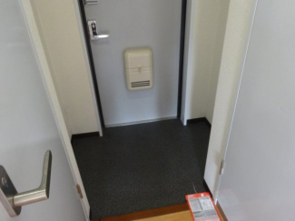 【玄関】