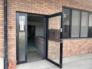 西条市西泉乙の店舗事務所の画像