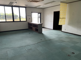 西条市西泉乙の店舗事務所の画像