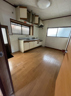 松山市余戸東３丁目の中古一戸建ての画像