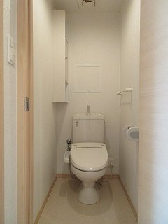 シンプルで使いやすいトイレです