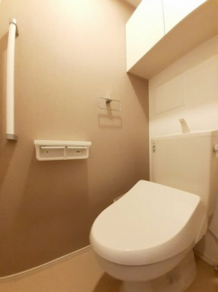 落ち着いたトイレです